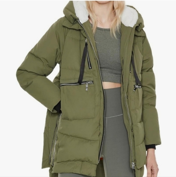Orolay Jackets & Blazers - Orolay Womens Front Zip Long Sleeve Down Quilted Hooded Jacket Green Size Small